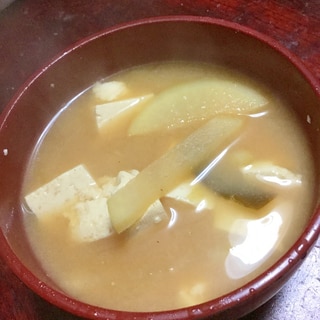 聖護院大根と豆腐のみそ汁【ほっこり和食】